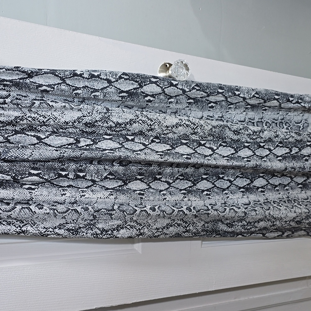 Black & White Snake Print Maxi Dress - Picture 5 of 16